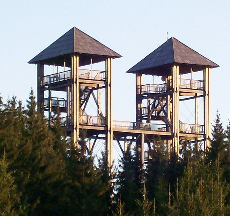 Tremmelberg  Turm im Gebirge